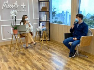 Fabrício Oliveira concede entrevista exclusiva à Ju Pavan