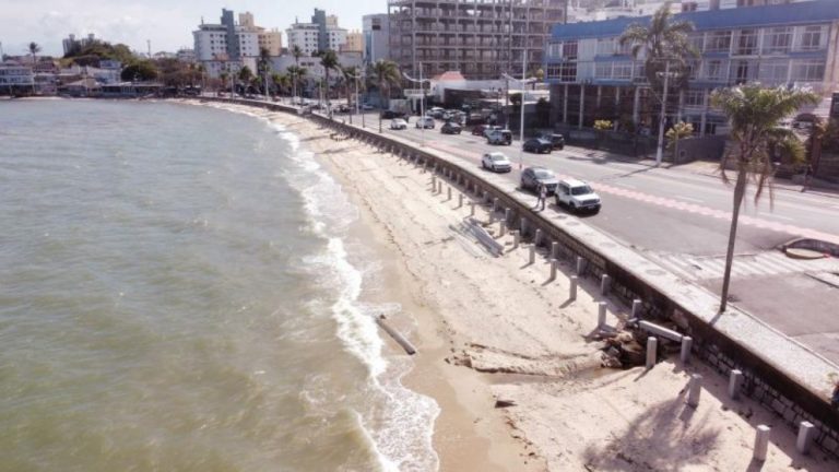 Prefeitura vai reconstruir trapiche da praia da Saudade, em Coqueiros