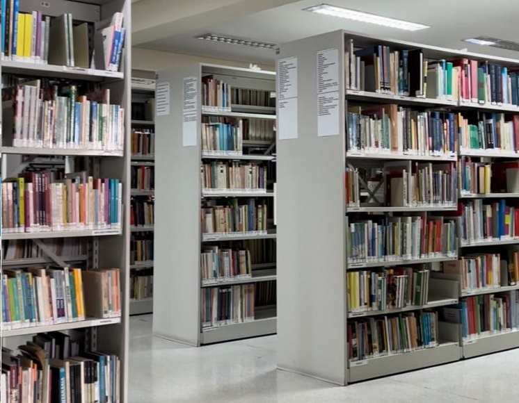 Biblioteca Municipal aceita sugestão de títulos para renovação de acervo