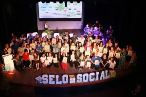 Prefeitura e entidades de Camboriú recebem certificação do Selo Social