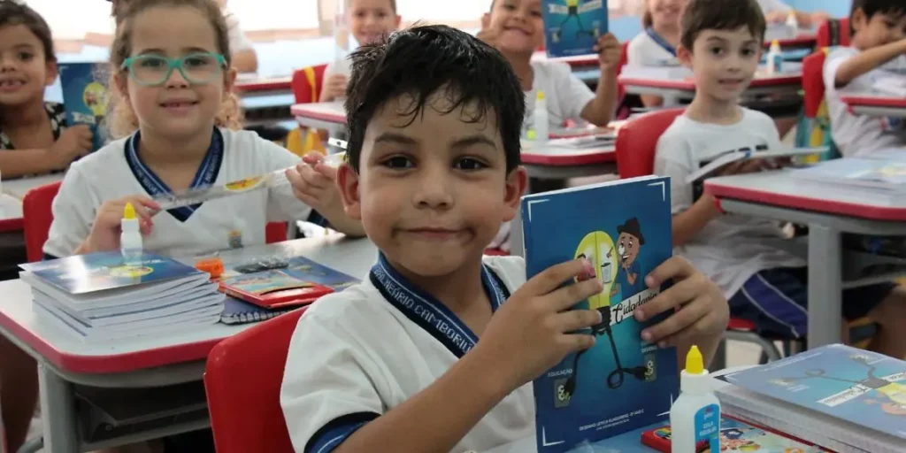 Educação de BC convoca crianças para vagas remanescentes no ensino integral
