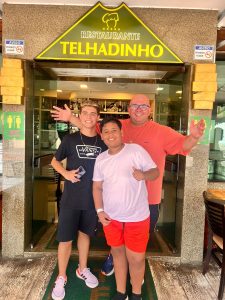 Influenciador Biel Jampa visita Balneário Camboriú