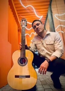 Passeio San Miguel celebra a cultura de Balneário Camboriú com música ao vivo todos os dias