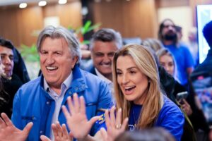Pai e filha fazem história e unem duas cidades