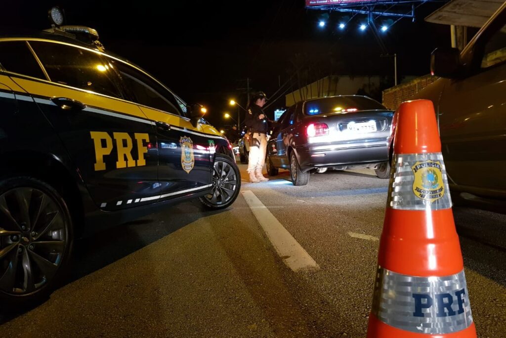 Operação Festas de Outubro – 164 motoristas são flagrados pela PRF sob efeito de álcool
