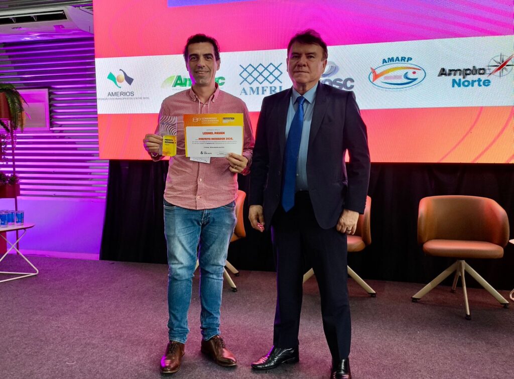 Camboriú celebra reconhecimento estadual com Prêmio de Prefeito Inovador