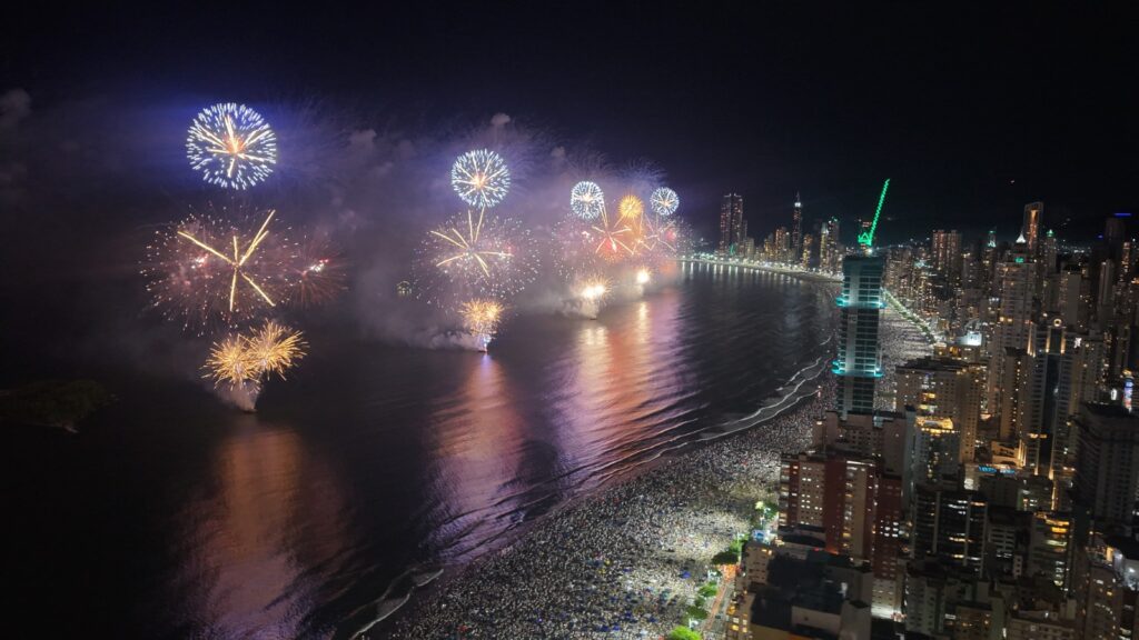 Mais de um milhão de pessoas celebraram o Réveillon em BC